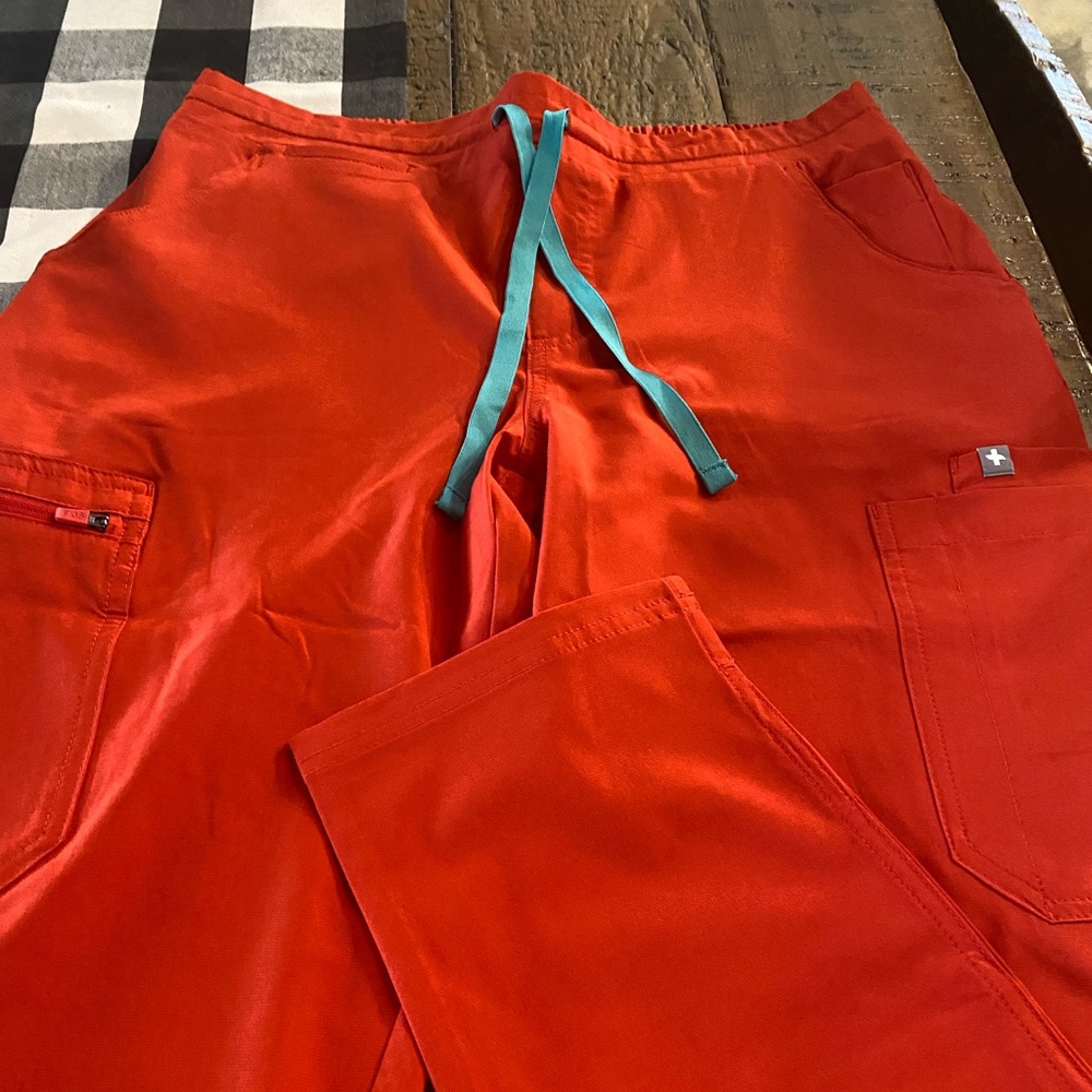 NWOT red fionlite figs yola
